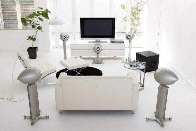 td712zmk2_img_inter_02 | 株式会社ゼンカイレーシング|レーシングシミュレーターの開発・ハンコン販売