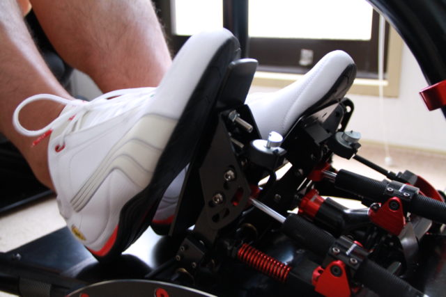 IMG_4339 | 株式会社ゼンカイレーシング|レーシングシミュレーターの開発・ハンコン販売