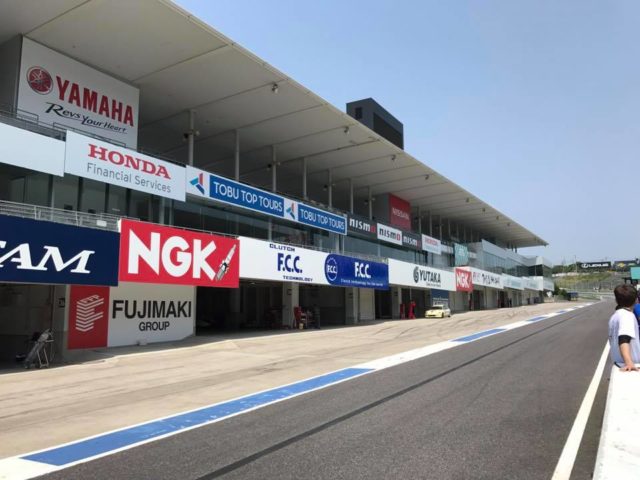 143 | 株式会社ゼンカイレーシング|レーシングシミュレーターの開発・ハンコン販売