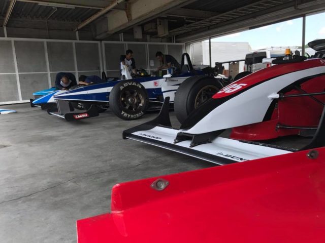 81 | 株式会社ゼンカイレーシング|レーシングシミュレーターの開発・ハンコン販売