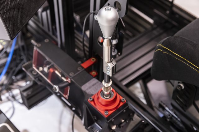 _A3_9856 | 株式会社ゼンカイレーシング|レーシングシミュレーターの開発・ハンコン販売