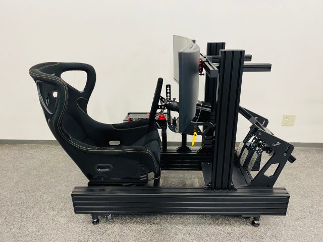 IMG_4896 | 株式会社ゼンカイレーシング|レーシングシミュレーターの開発・ハンコン販売