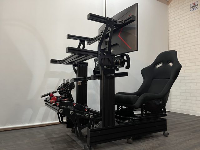 S__5857433 | 株式会社ゼンカイレーシング|レーシングシミュレーターの開発・ハンコン販売