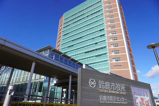 総勢27台のレーシングシミュレーターが鈴鹿市役所に集結『SUZUKA eMotorsports Experience 2022』 | 株式会社ゼンカイレーシング|レーシングシミュレーターの開発・ハンコン販売 総勢27台のレーシングシミュレーターが鈴鹿市役所に集結『SUZUKA eMotorsports Experience 2022』