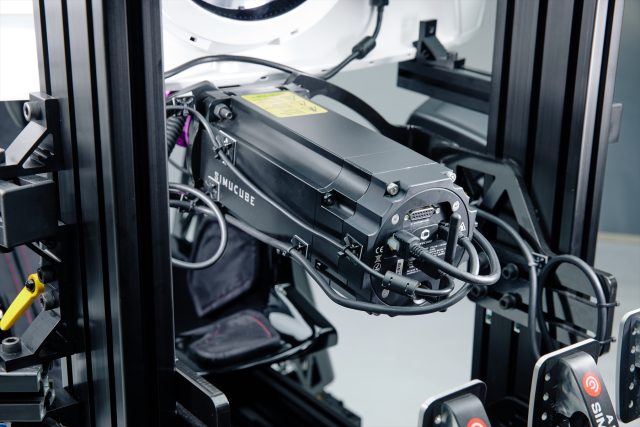 22_11_01_zenkairacing_18872_atari_ketugou_R | 株式会社ゼンカイレーシング|レーシングシミュレーターの開発・ハンコン販売