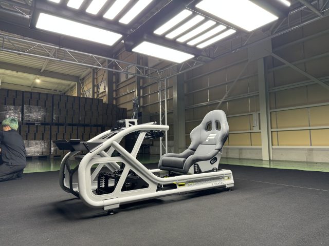 IMG_2795 | 株式会社ゼンカイレーシング|レーシングシミュレーターの開発・ハンコン販売
