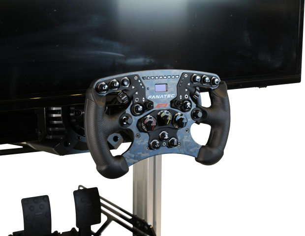 IMG_6538 | 株式会社ゼンカイレーシング|レーシングシミュレーターの開発・ハンコン販売