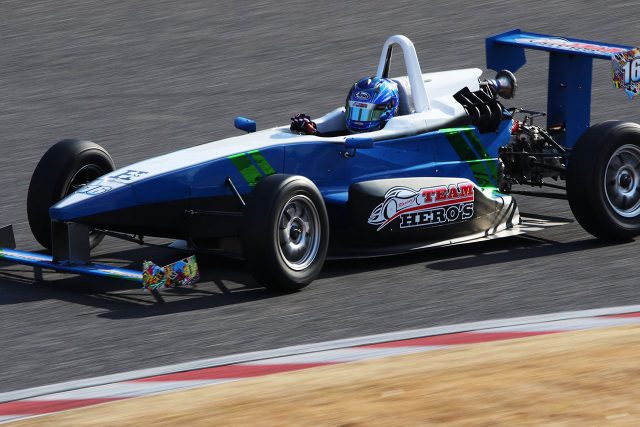 ZENKAIRACINGとTEAM HERO'Sがパートナーシップを締結。シムとレースの融合プロジェクトをスタート | 株式会社ゼンカイレーシング|レーシングシミュレーターの開発・ハンコン販売 ZENKAIRACINGとTEAM HERO'Sがパートナーシップを締結。シムとレースの融合プロジェクトをスタート