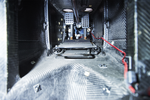 _01_1790_re_re_R | 株式会社ゼンカイレーシング|レーシングシミュレーターの開発・ハンコン販売