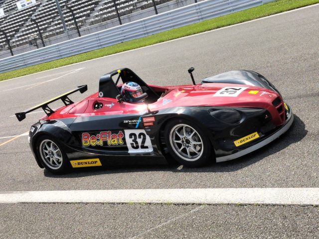 84061 | 株式会社ゼンカイレーシング|レーシングシミュレーターの開発・ハンコン販売